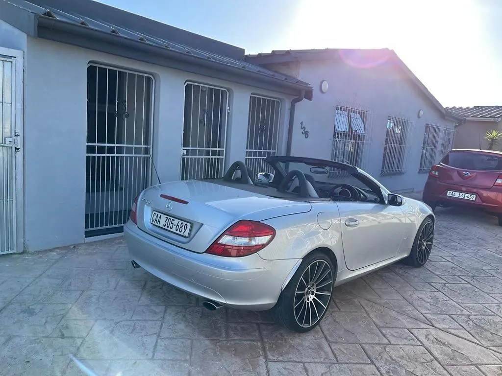 Oostenberg Vip Guest House Cape Town