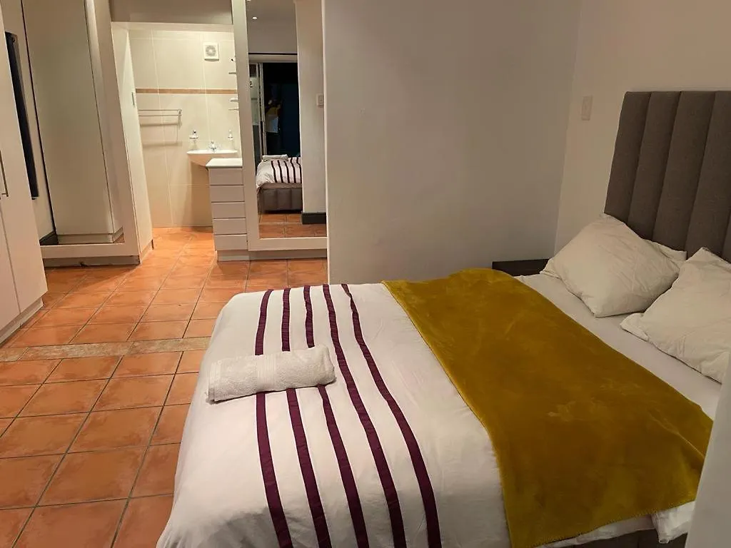 Oostenberg Vip Guest House Cape Town South Africa