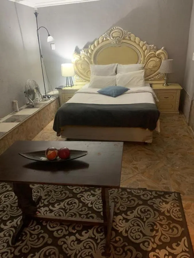 Oostenberg Vip Guest House Cape Town