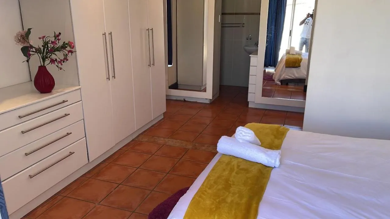 Oostenberg Vip Guest House Cape Town South Africa